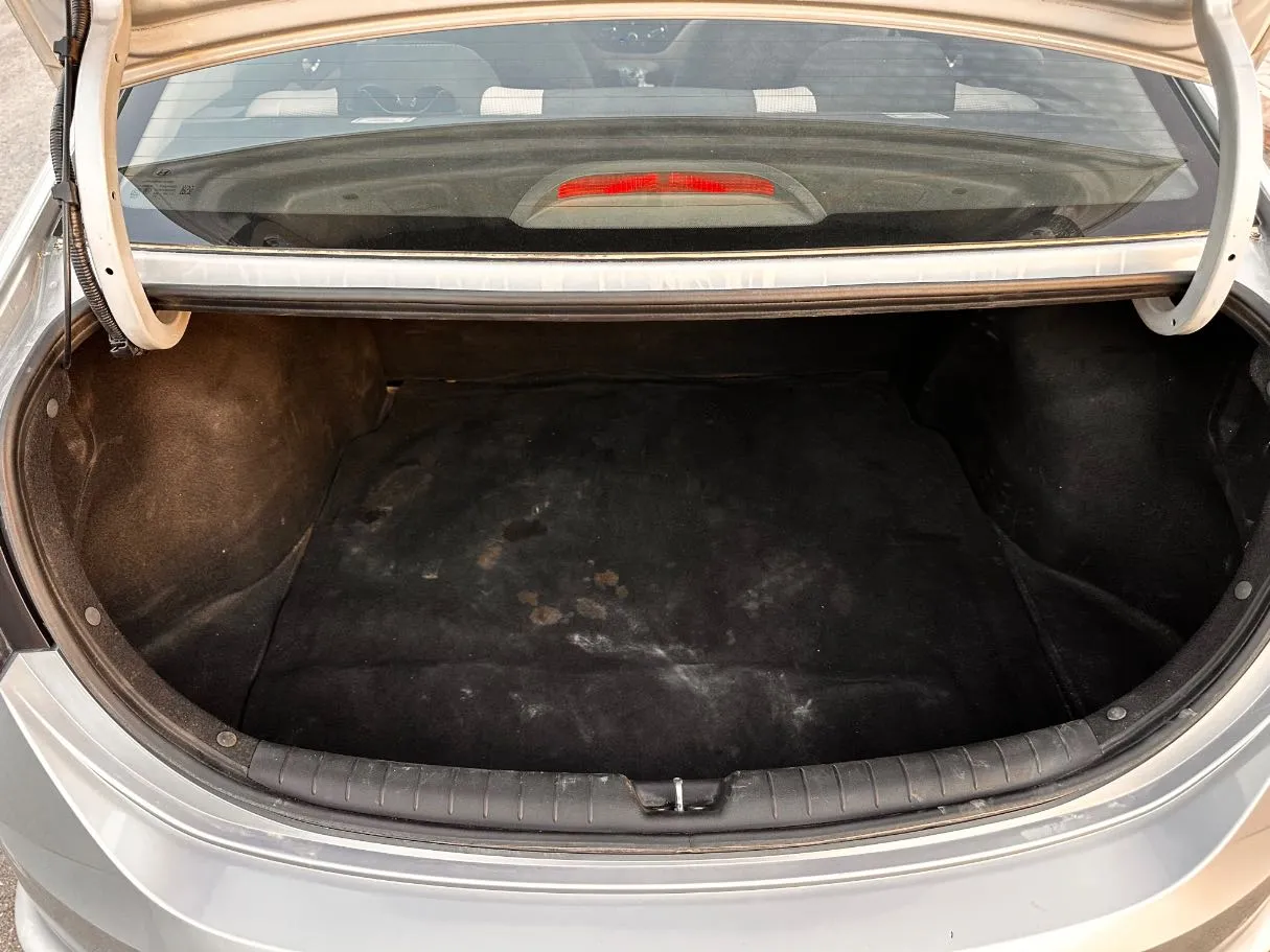 Car image 21