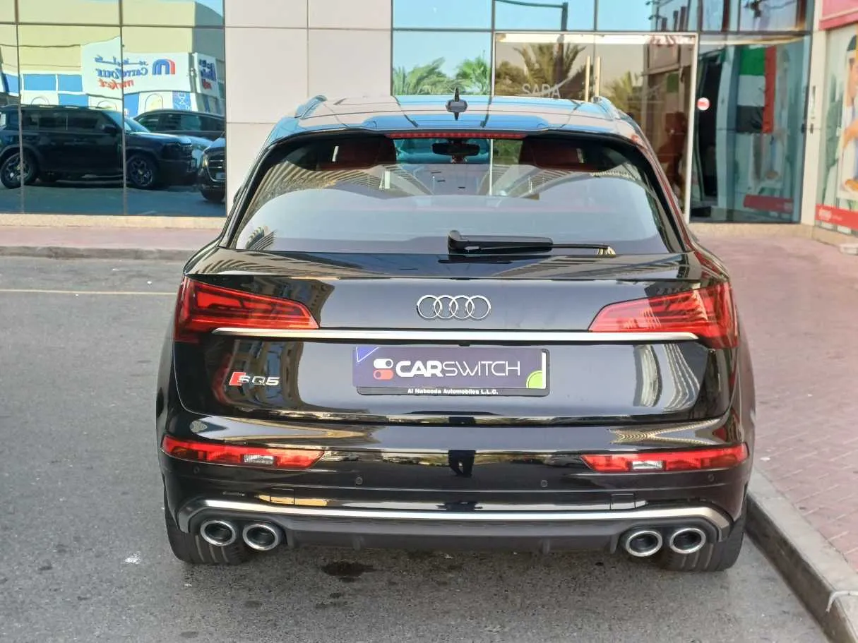Car image 6