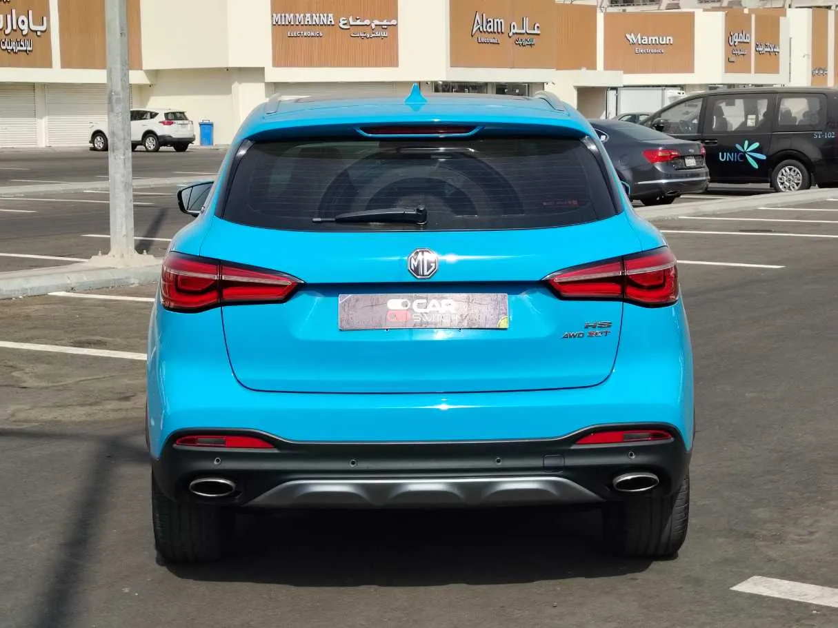 Car image 6