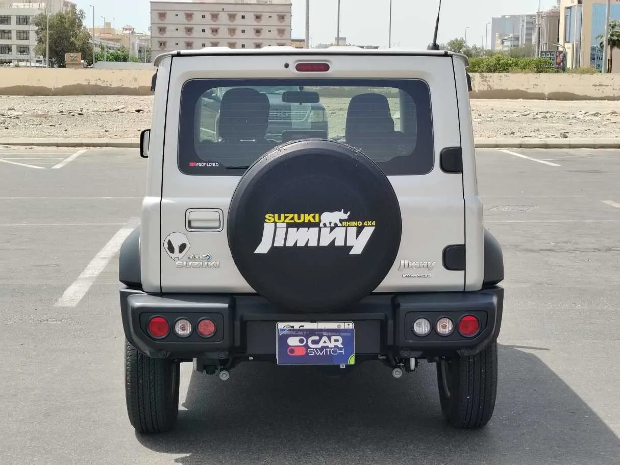 Car image 6
