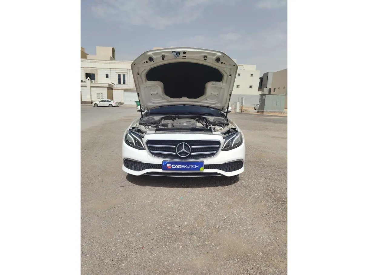 Car image 29