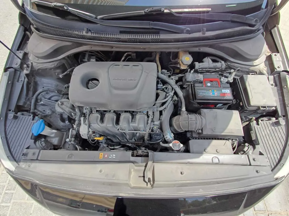 Car image 20