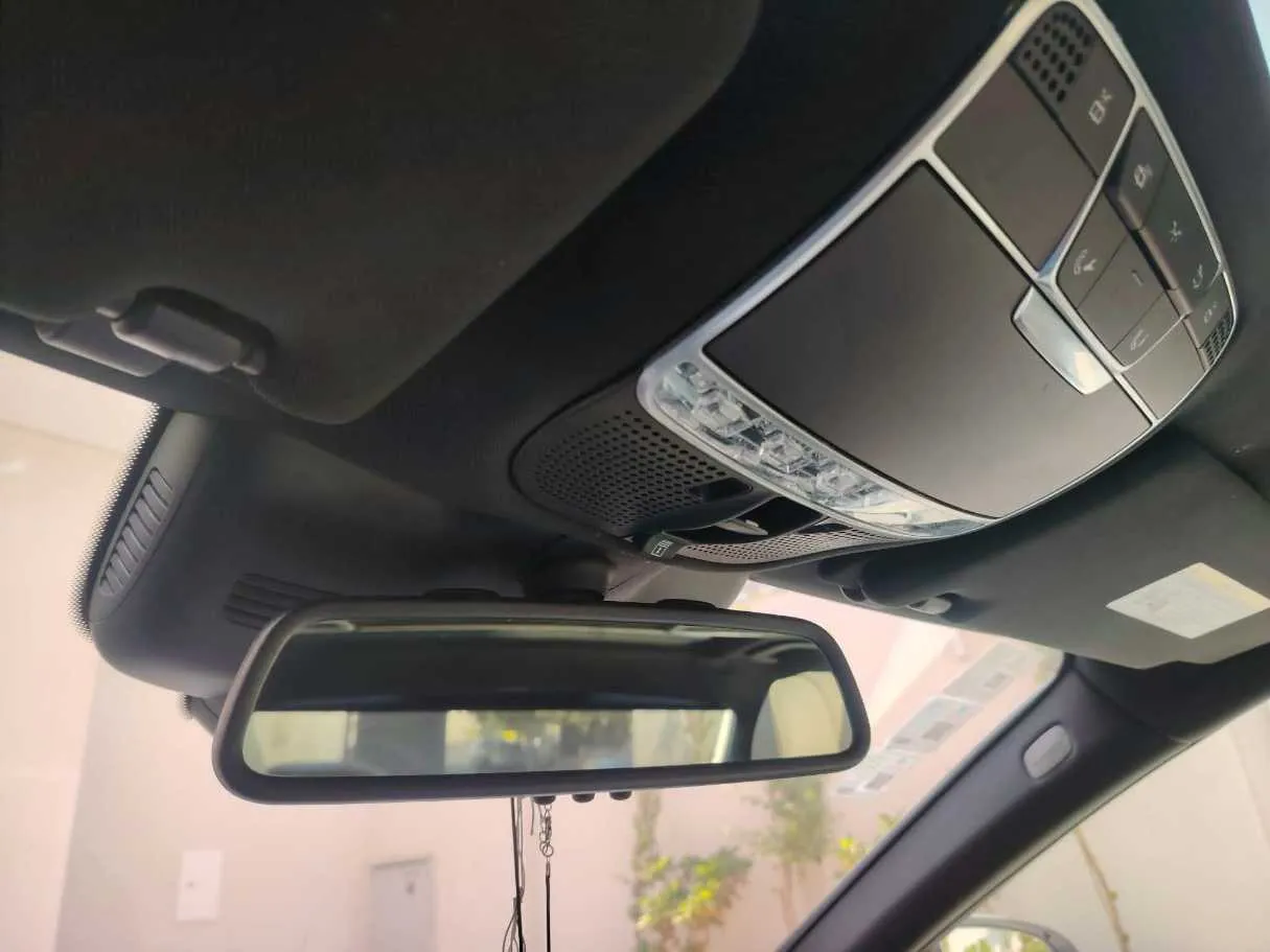 Car image 43