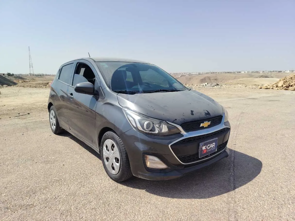 Car image 3