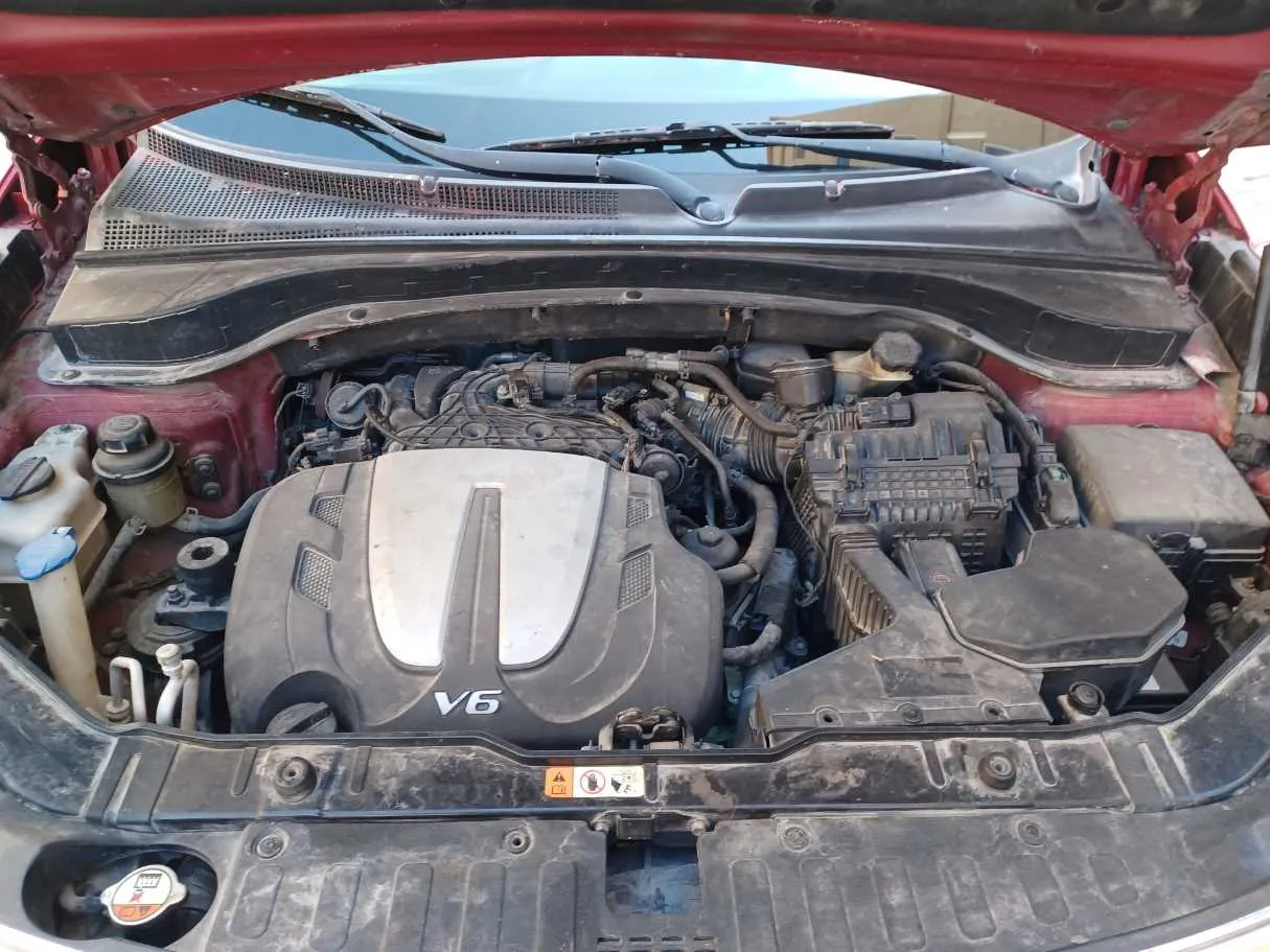 Car image 24