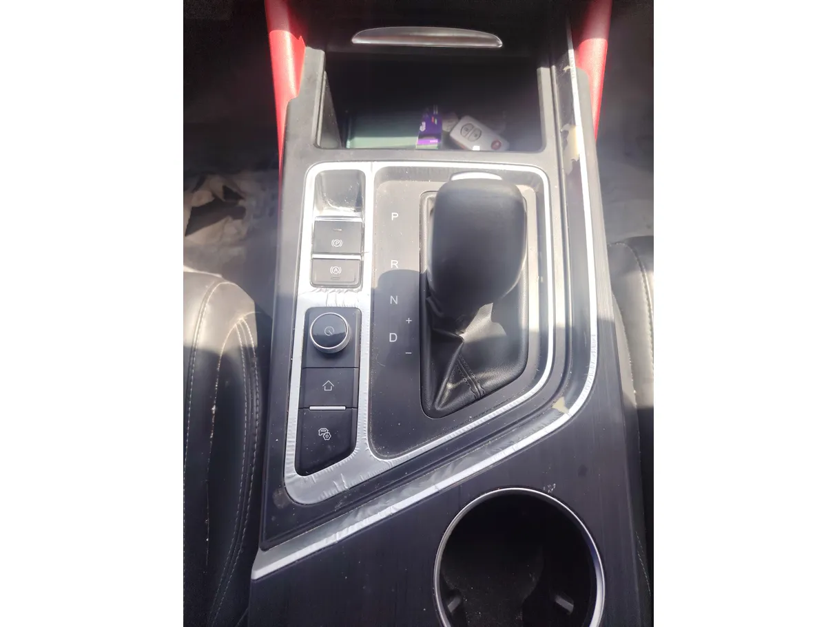 Car image 21