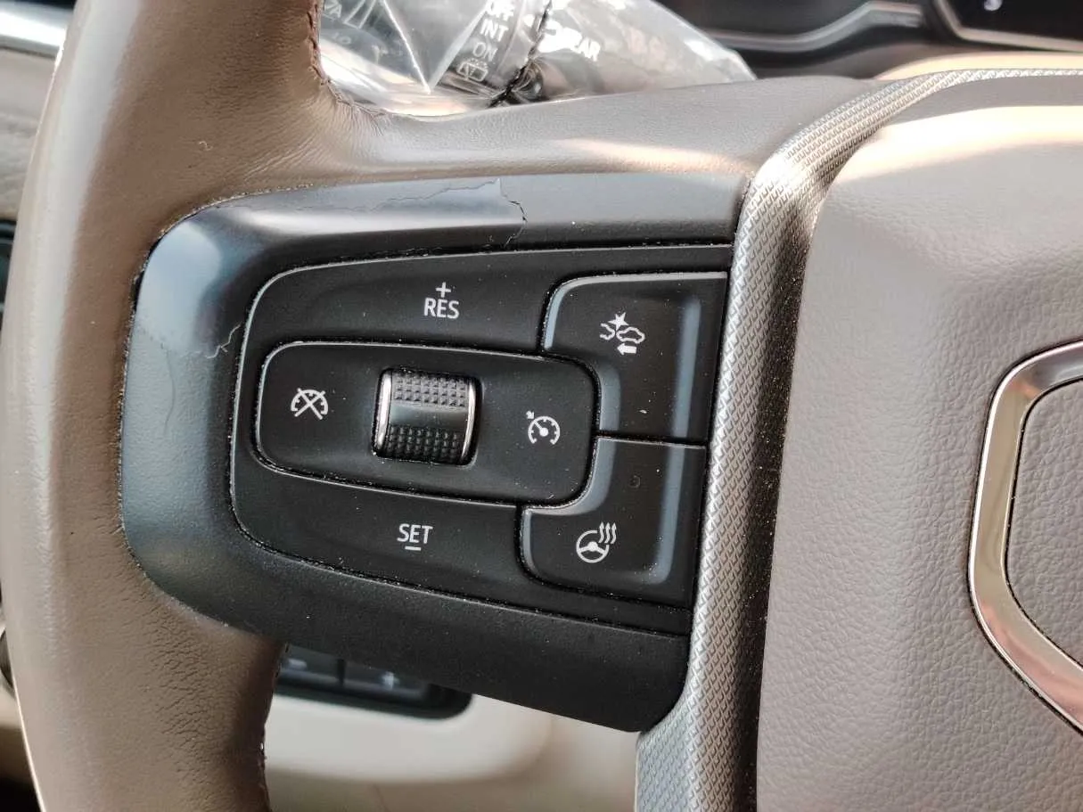 Car image 42