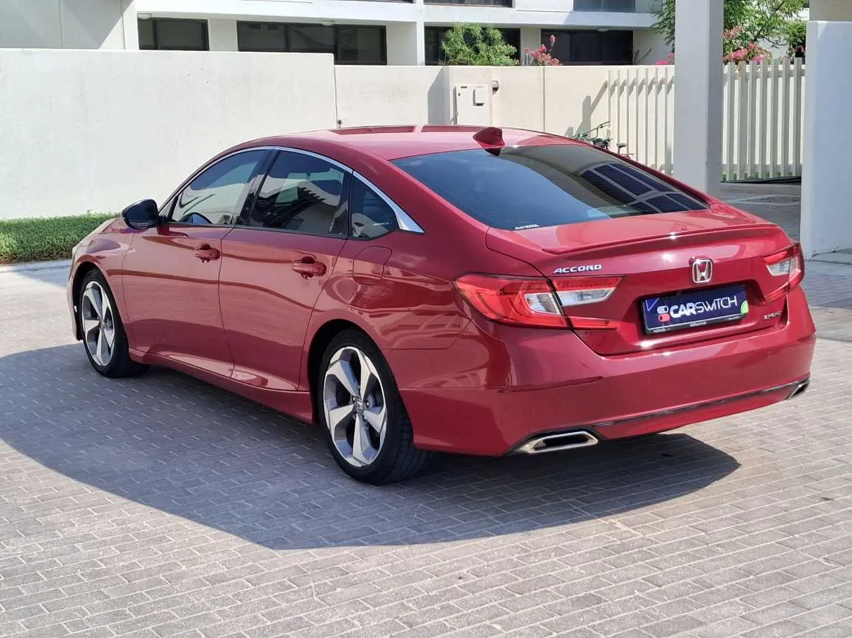 Car image 7