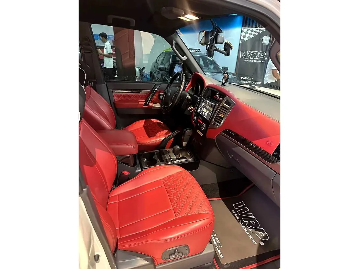 Car image 20