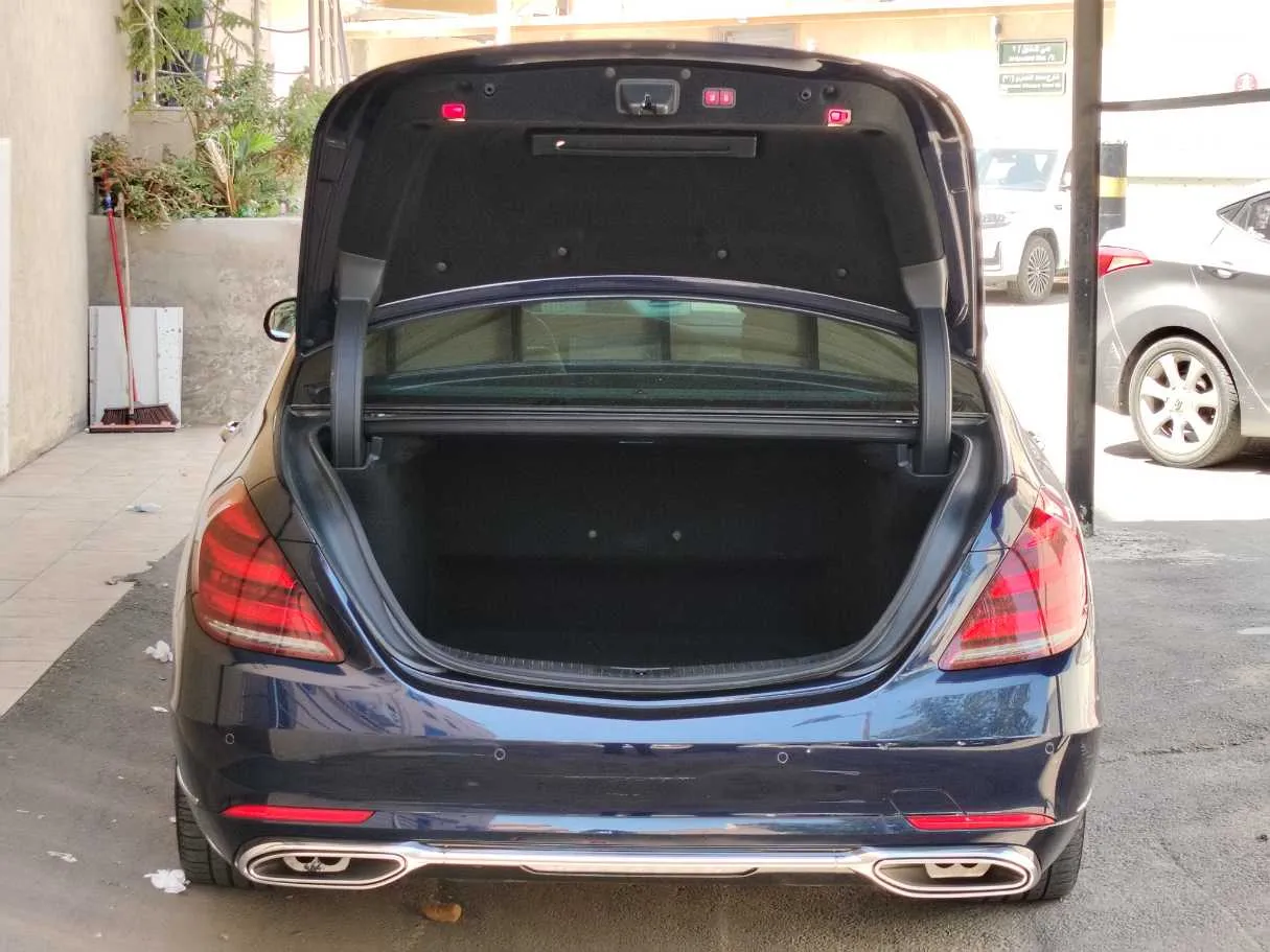 Car image 23