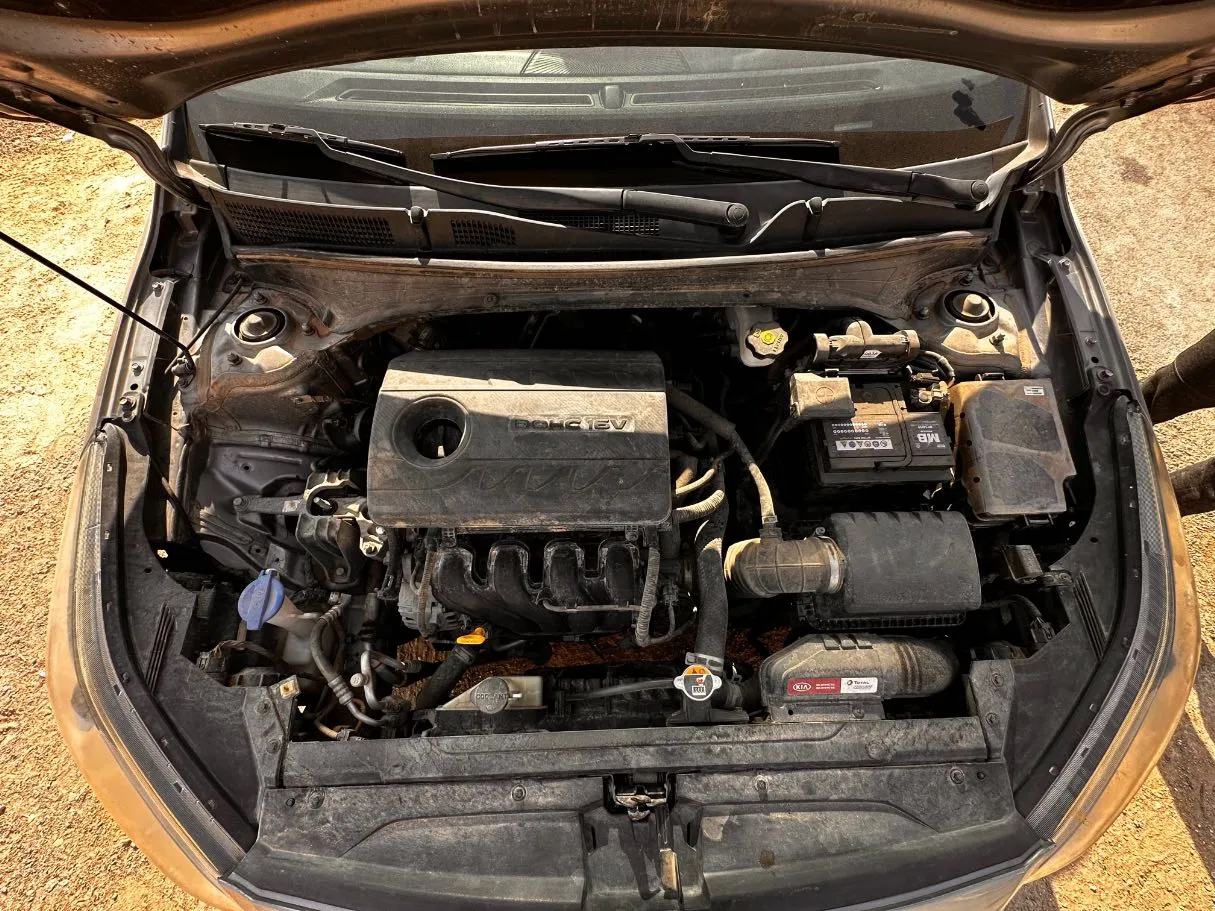 Car image 21