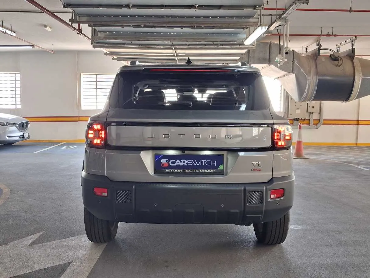 Car image 6
