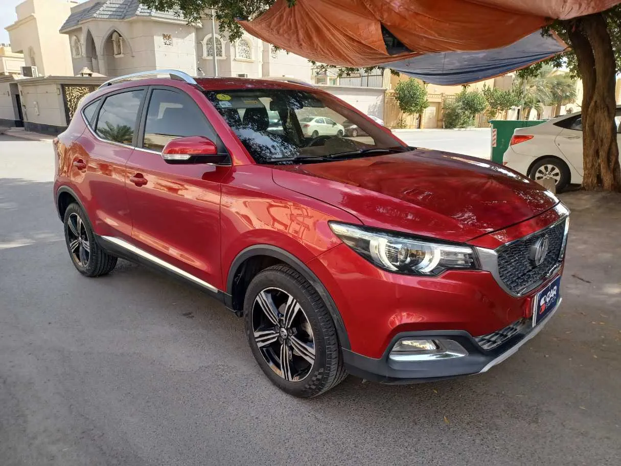 Car image 3