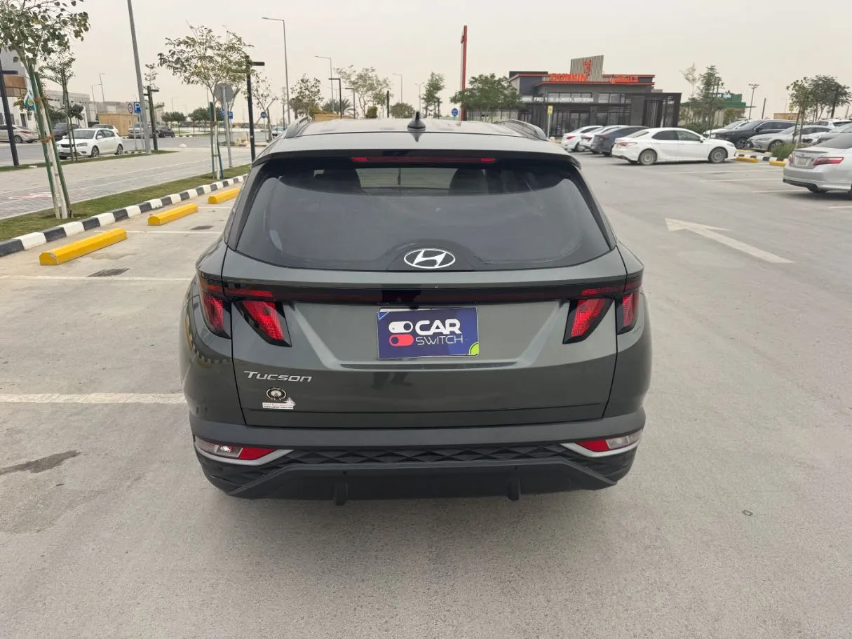 Car image 6