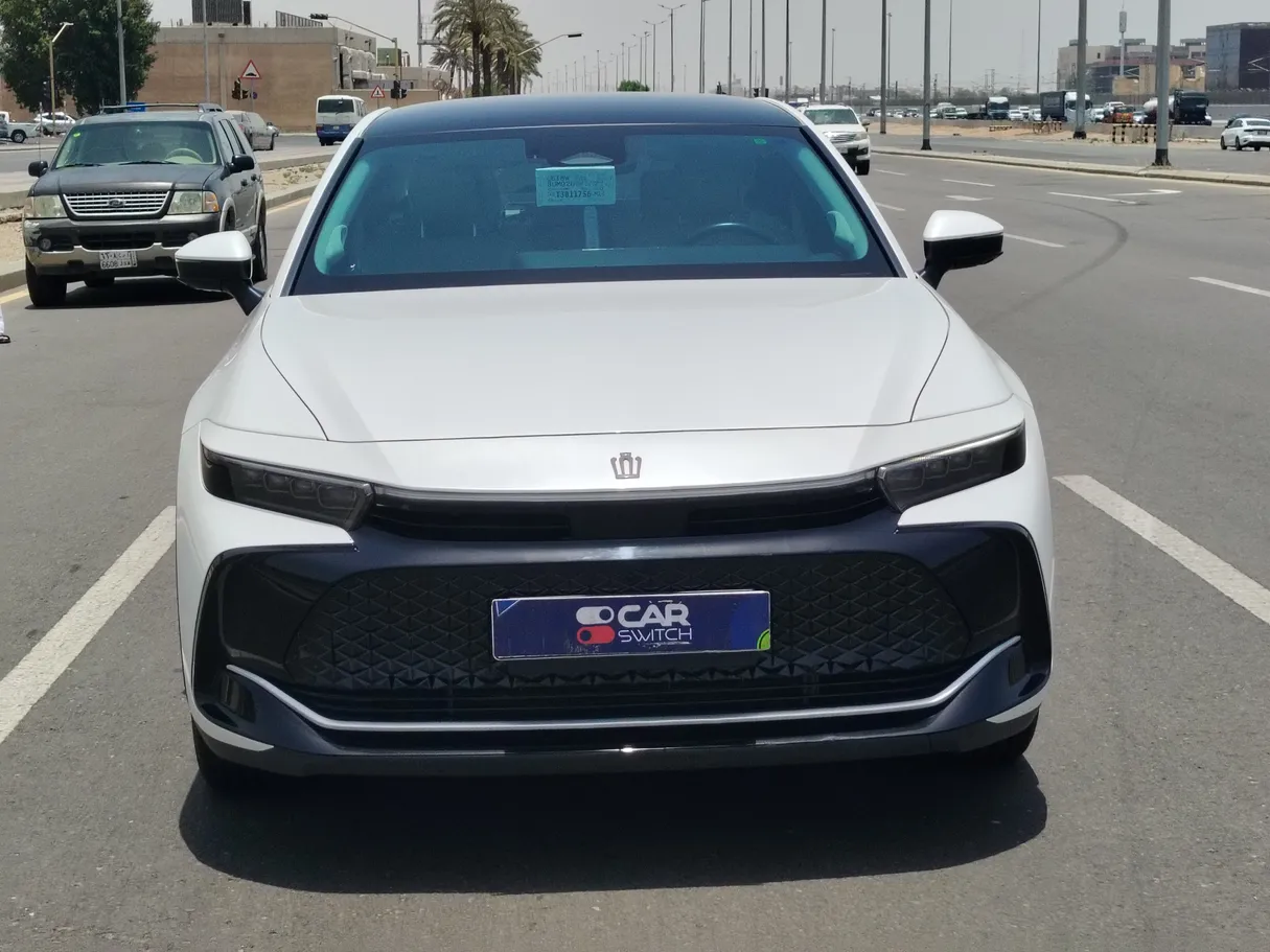 Car image 2