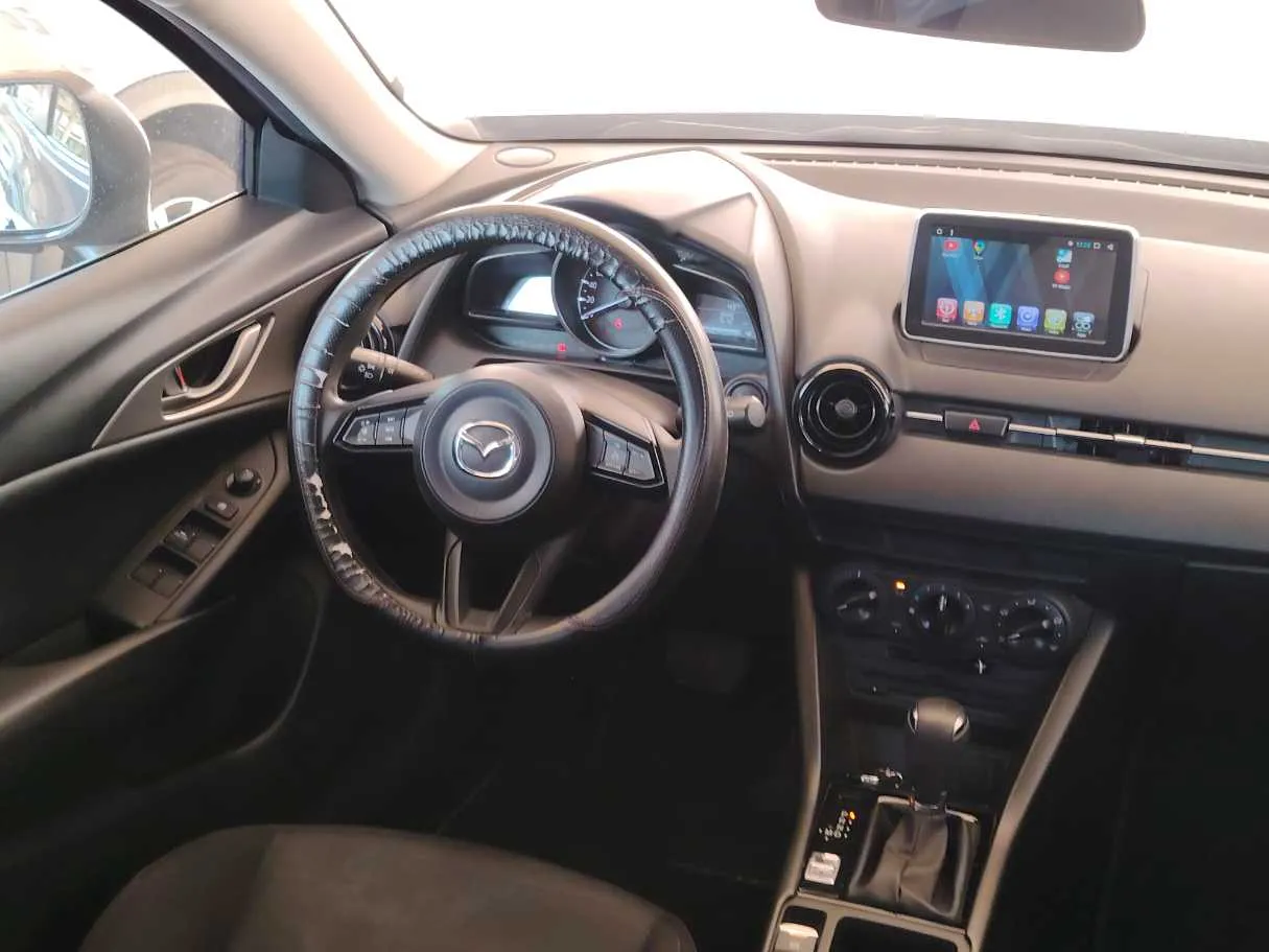 Car image 22