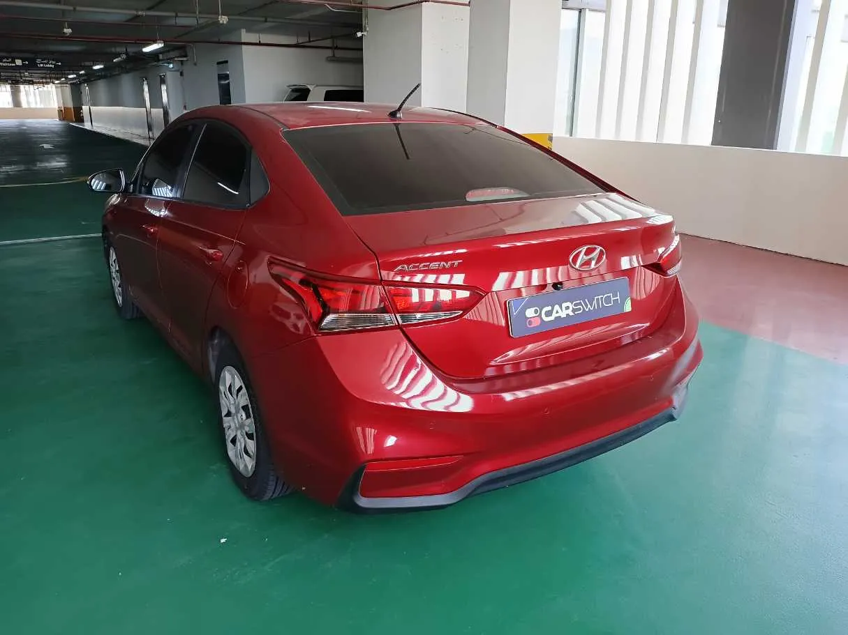 Car image 7