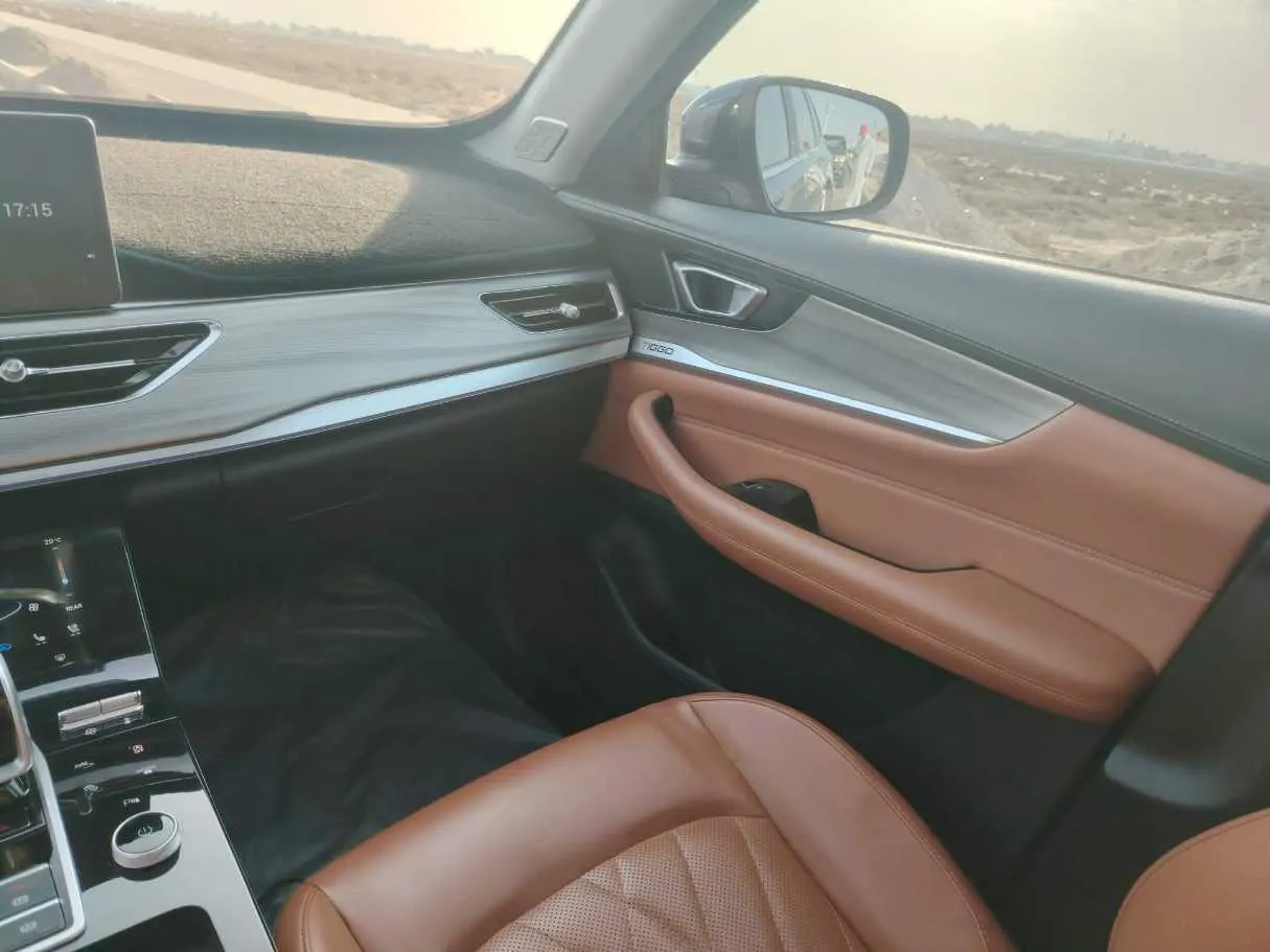 Car image 39