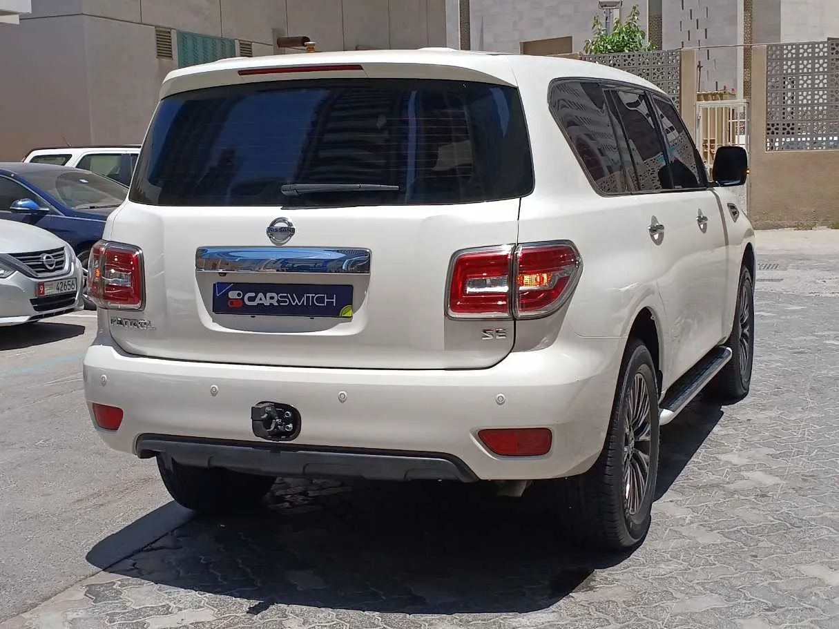 Car image 7