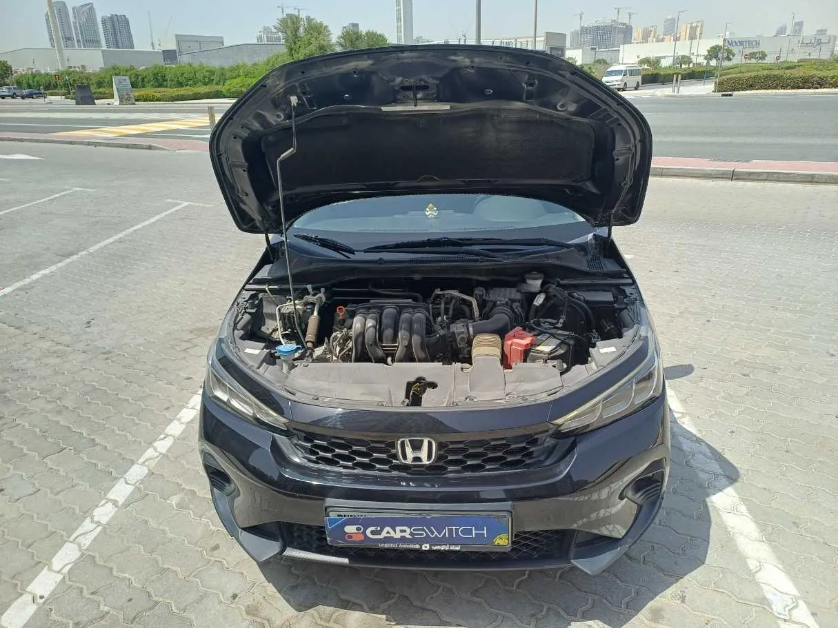 Car image 21