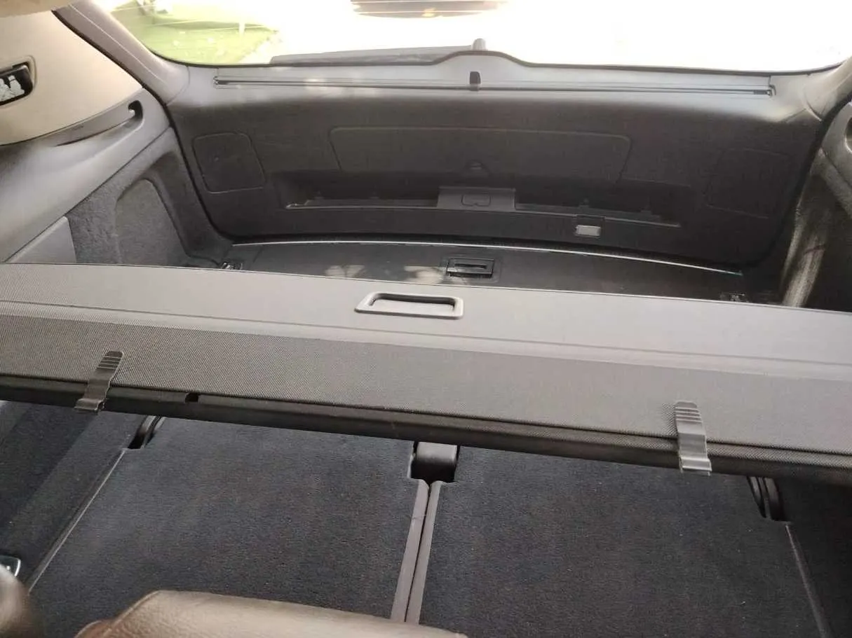 Car image 33