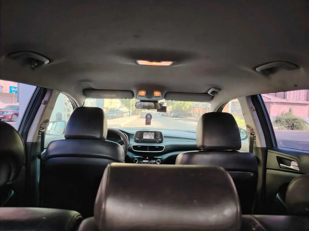 Car image 22