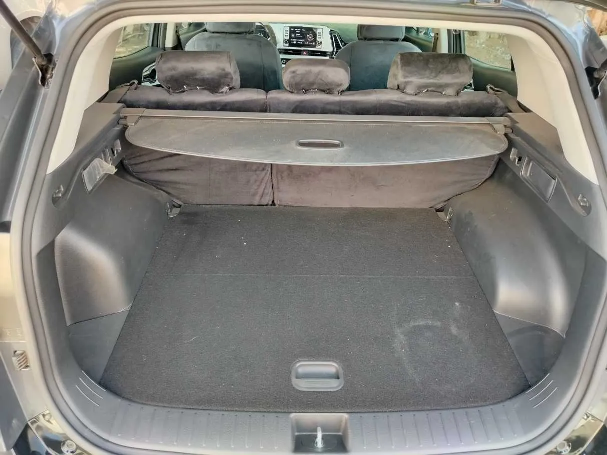 Car image 31