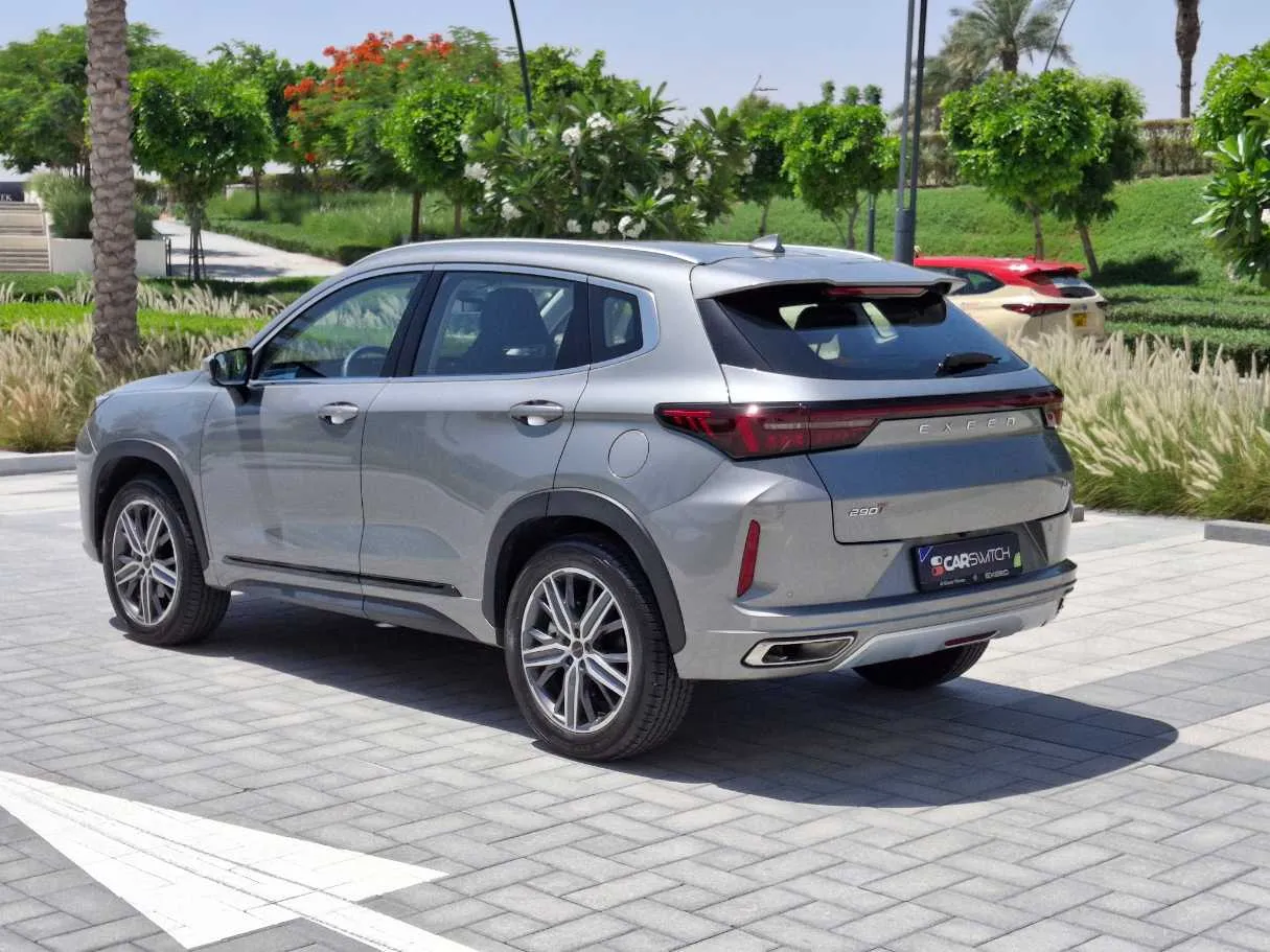 Car image 7