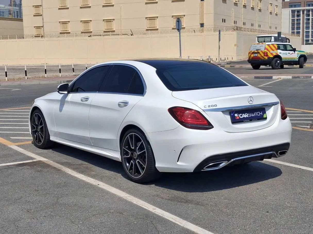 Car image 7