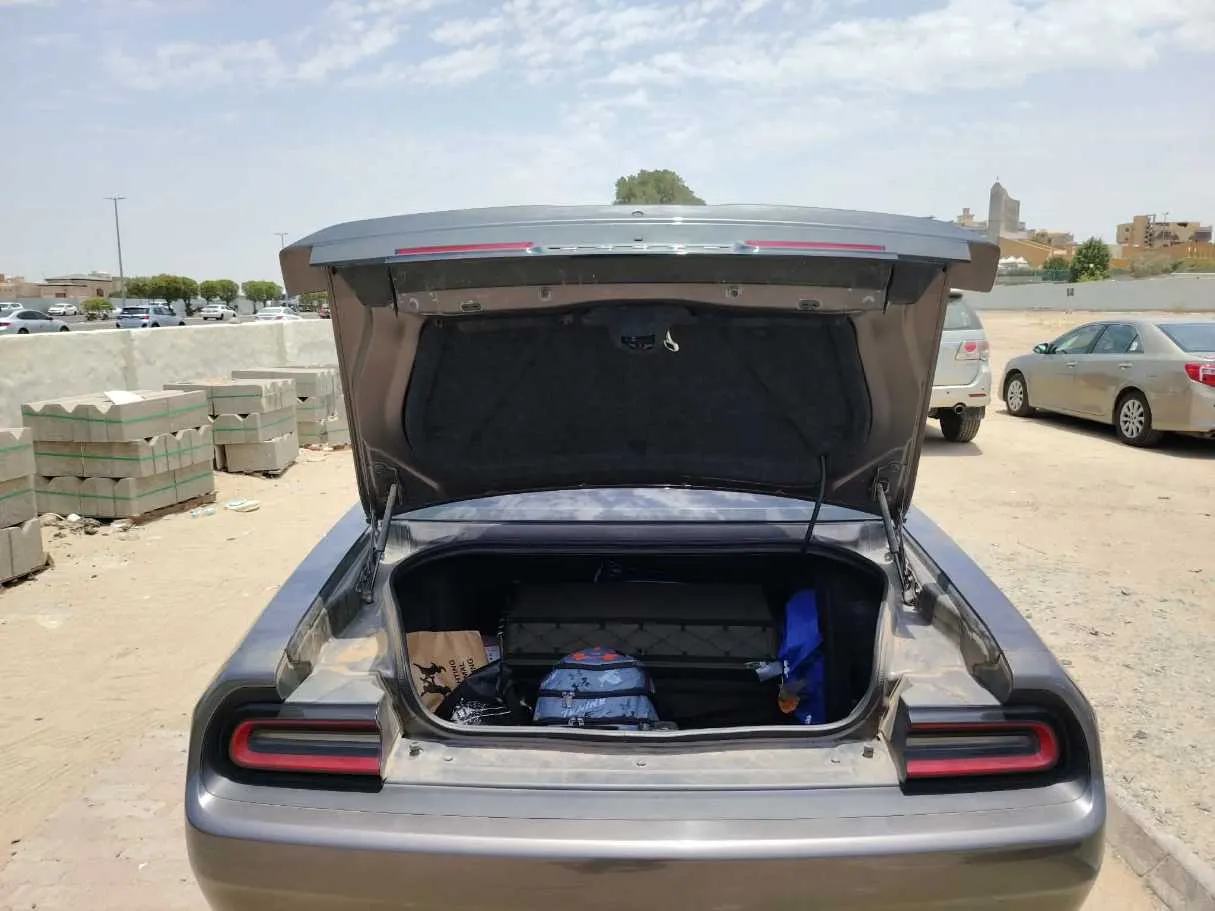 Car image 29