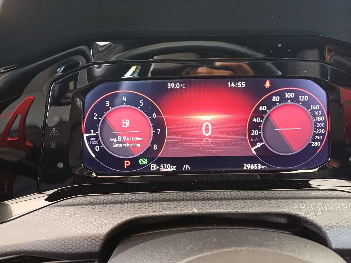 Car image 20