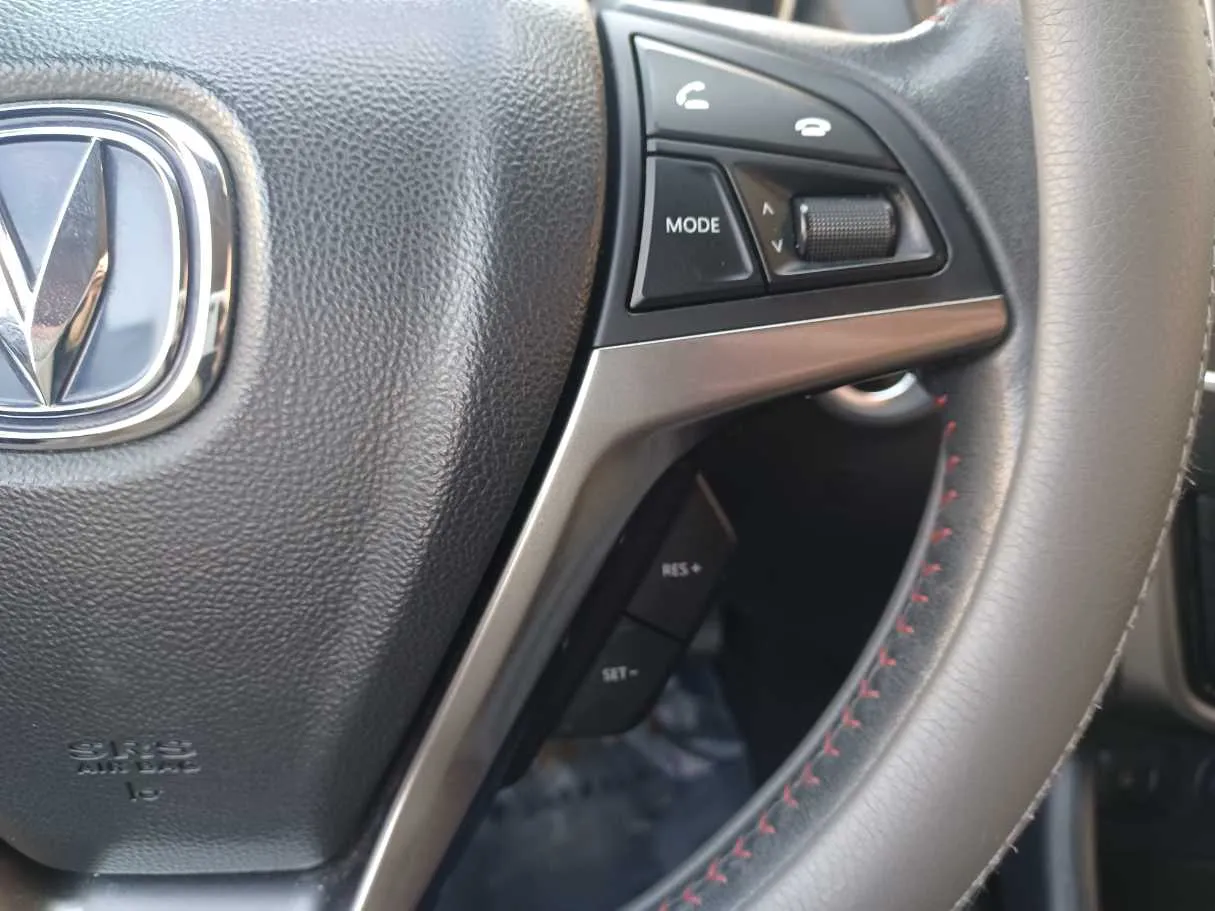 Car image 22