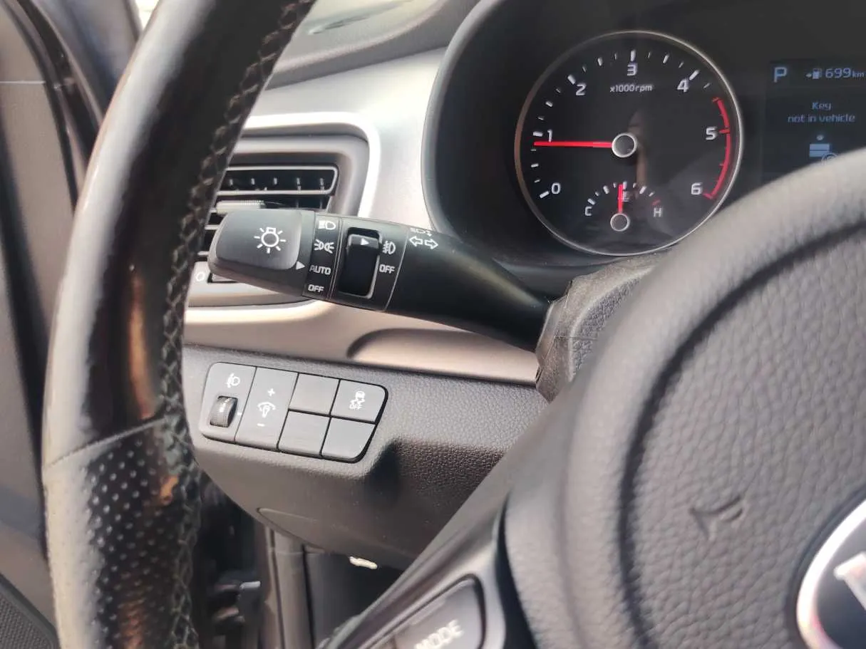 Car image 31