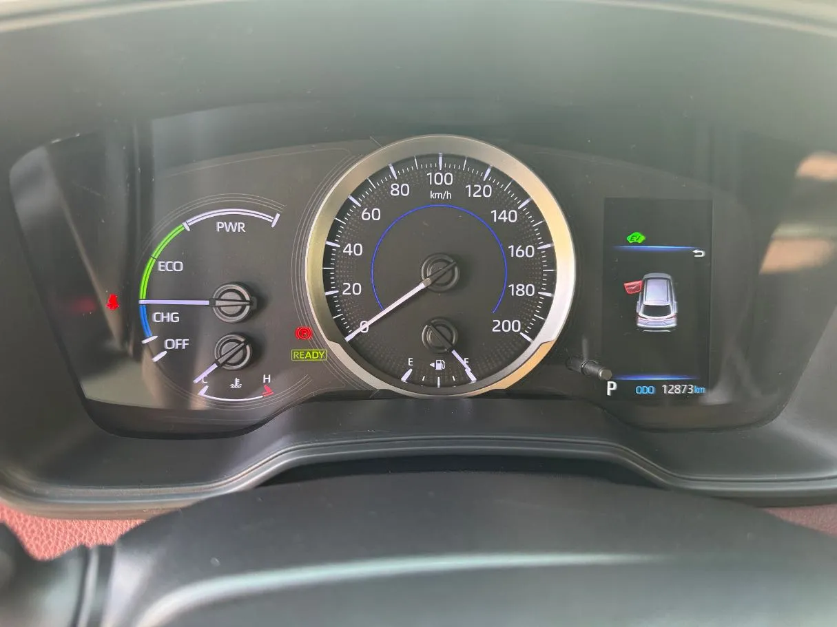 Car image 17
