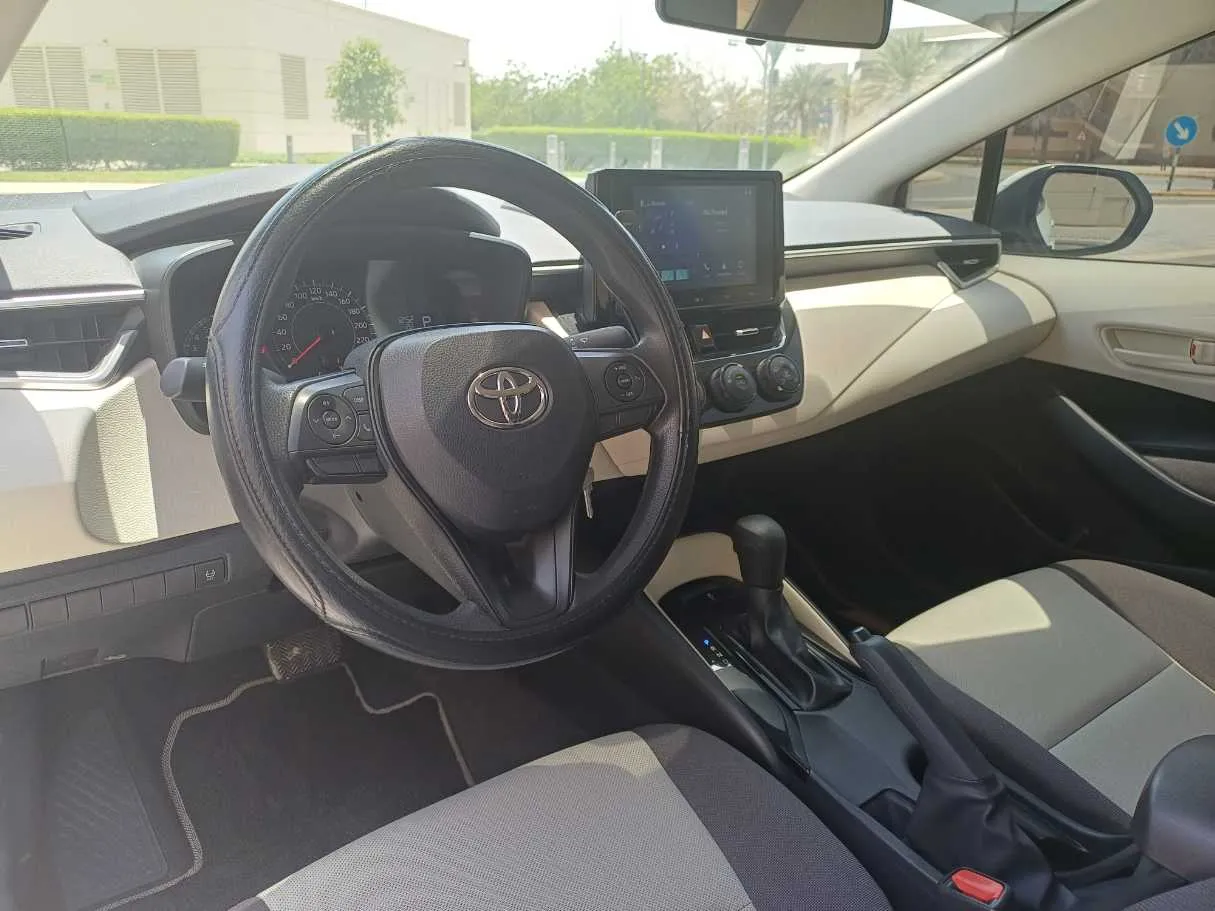 Car image 13