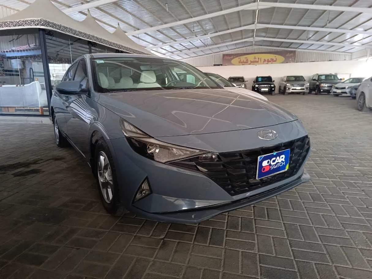 Car image 3