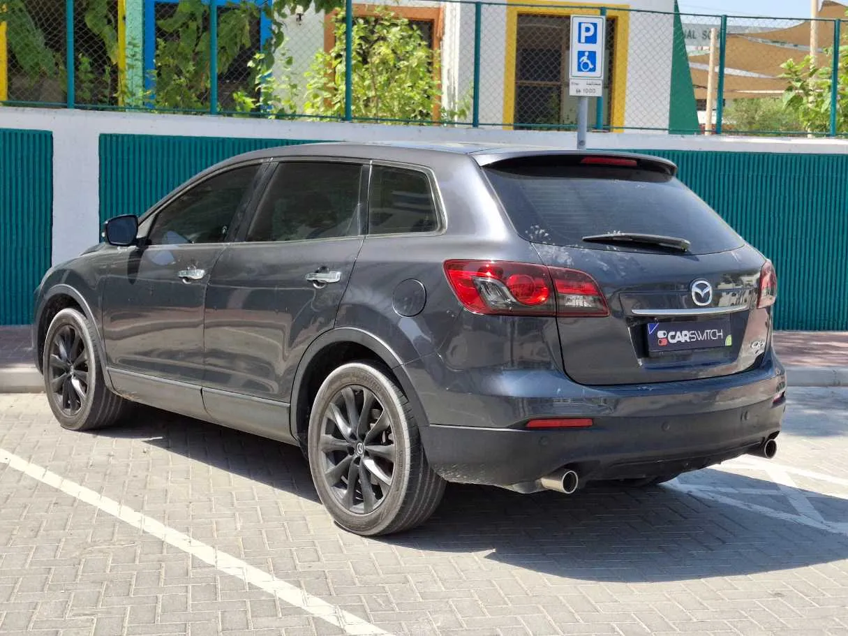 Car image 7
