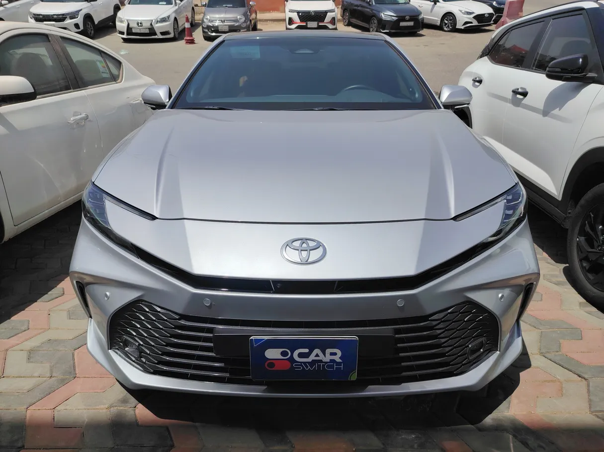 Car image 2
