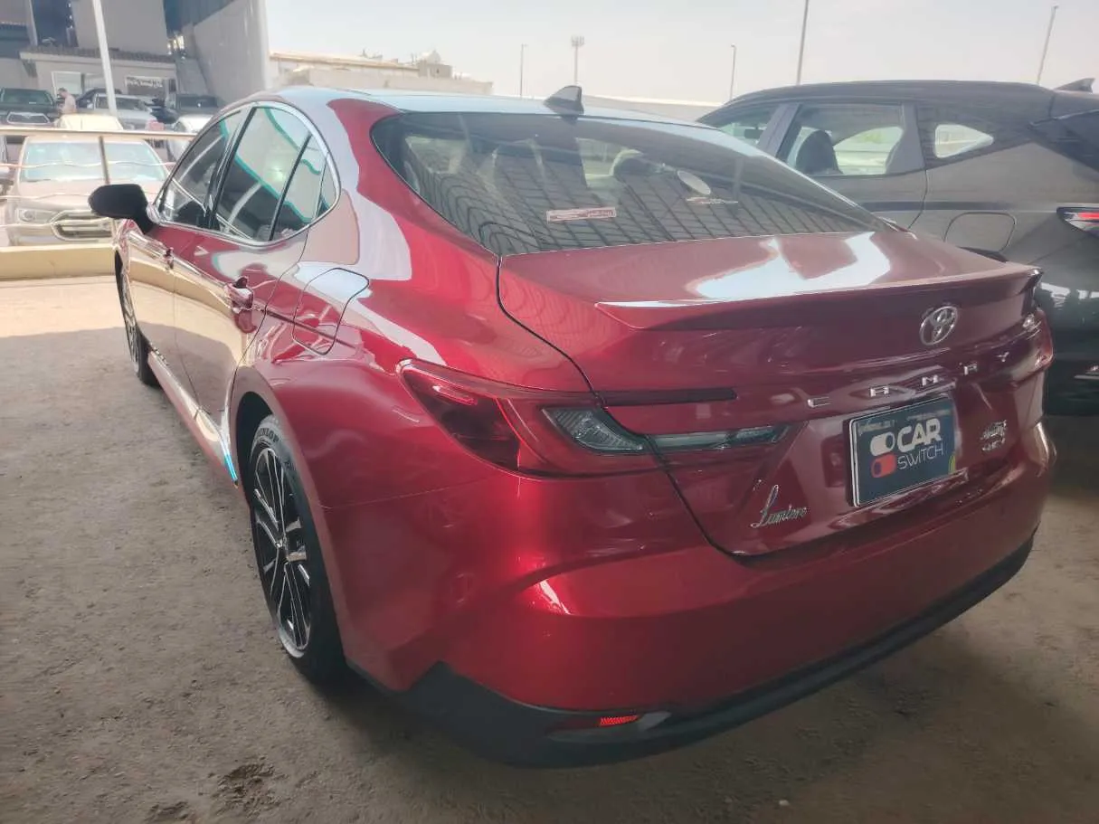 Car image 7