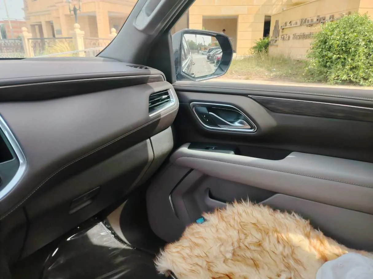 Car image 35