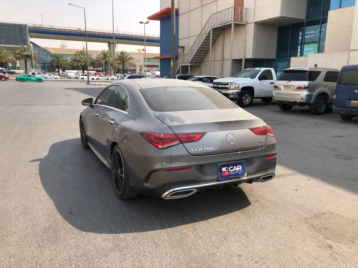 Car image 7