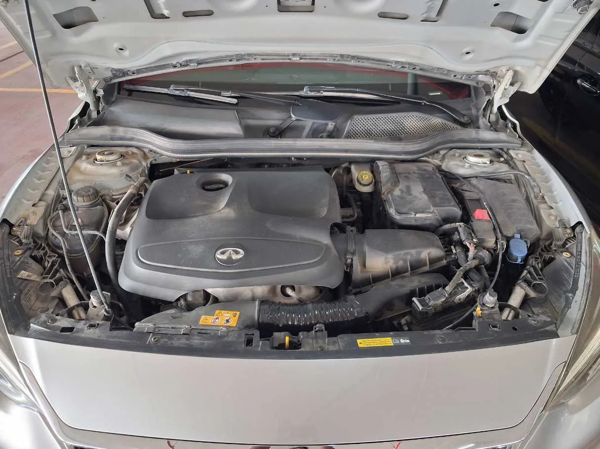 Car image 22