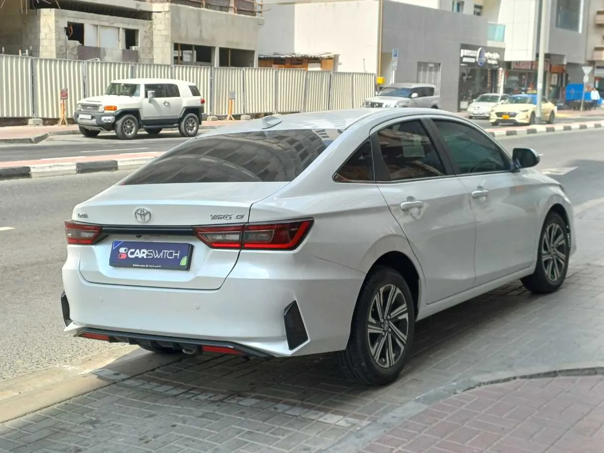 Car image 5