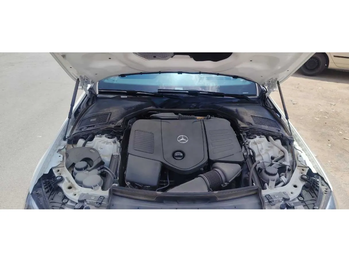 Car image 33