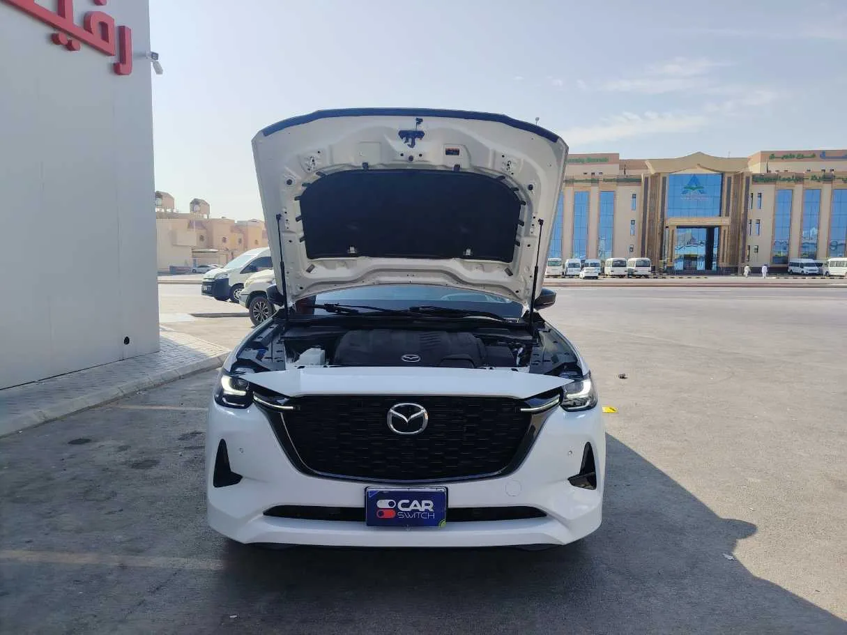 Car image 32
