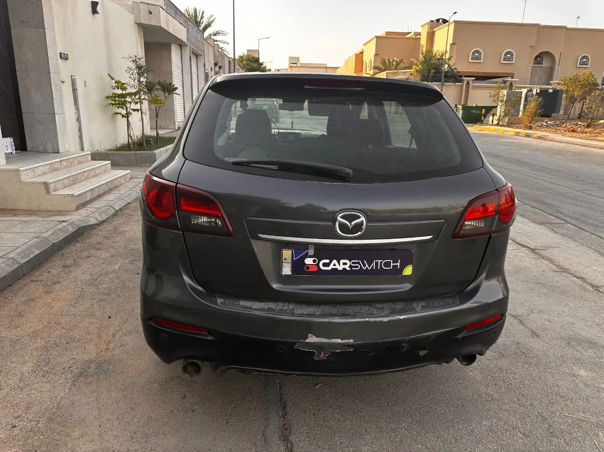 Car image 6