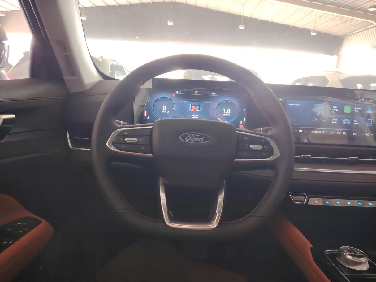 Car image 25