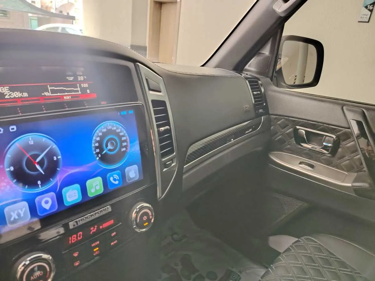 Car image 28