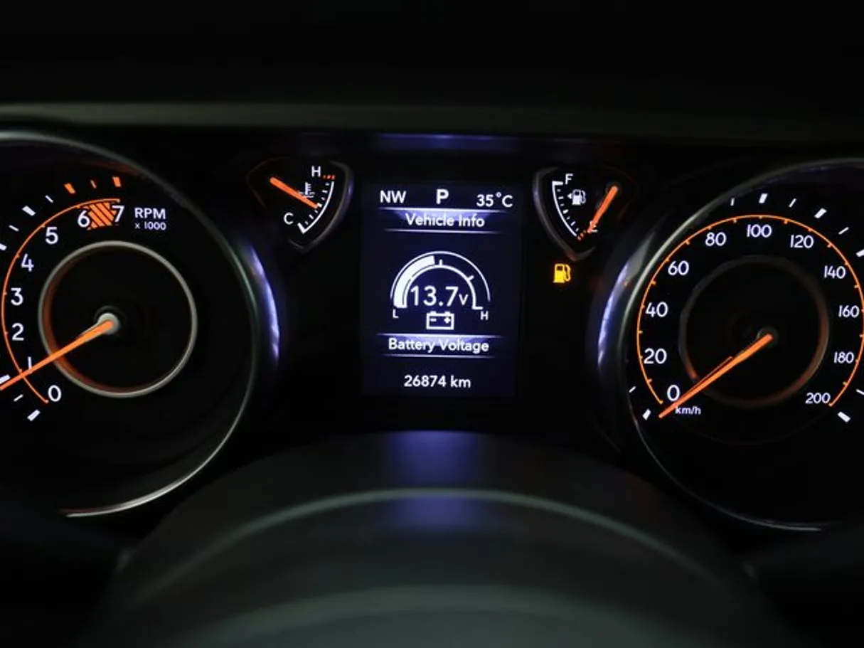 Car image 6