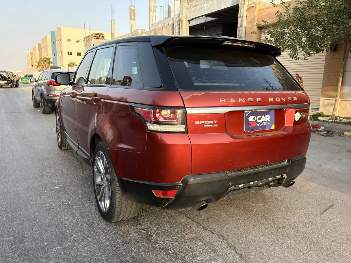 Car image 7